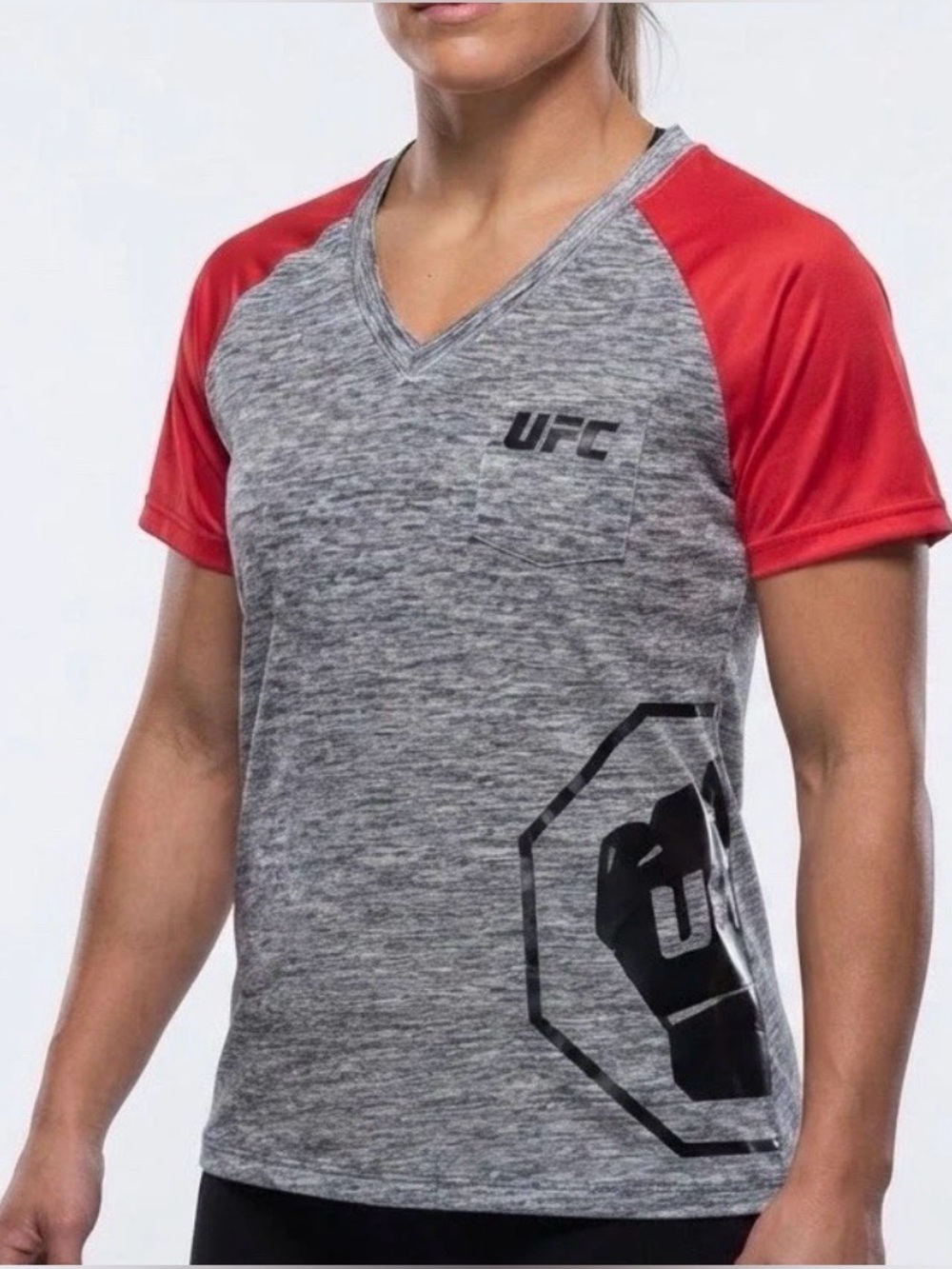 UFC Women’s V-Neck Raglan Tee Heather Gray Red Sleeves Size Large